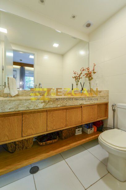 1728665028859-remax_35.jpeg