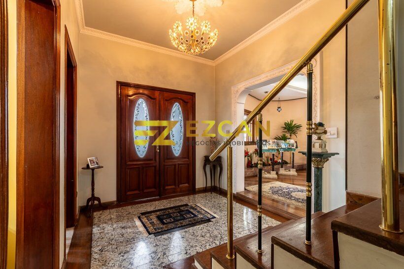 1699964754436-19_hall_de_entrada.jpeg