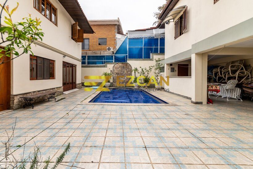 1699964761519-50_piscina.jpeg